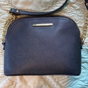 Black Steve Madden crossbody purse